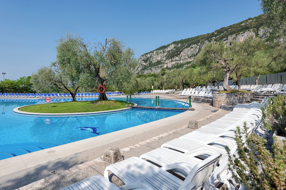 Residence Parco Del Garda 41/45