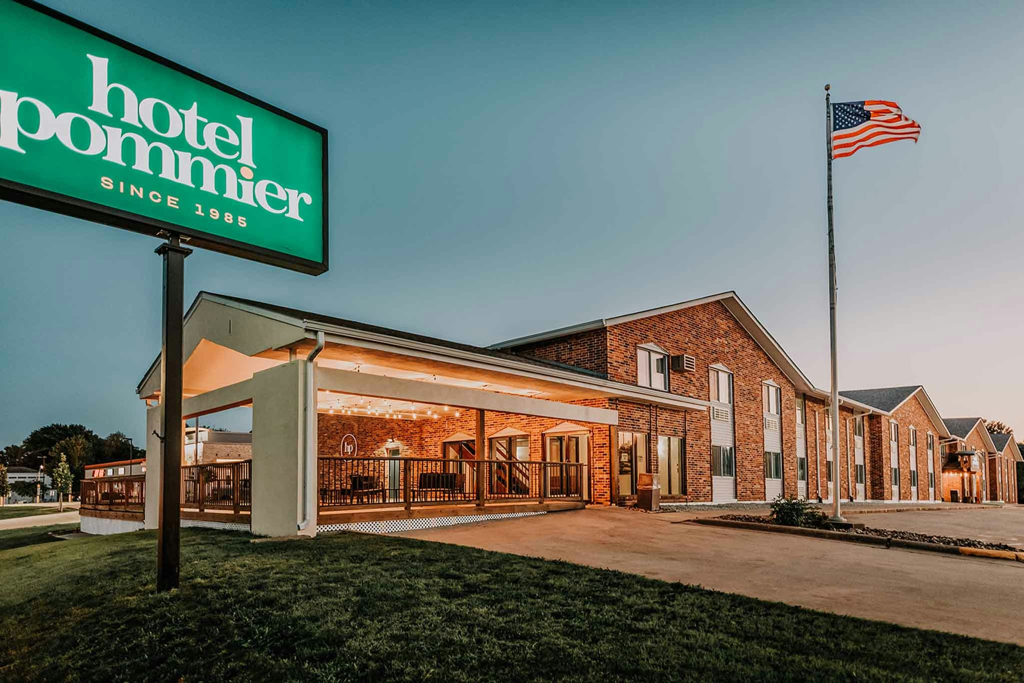 Hotel Pommier Indianola 2/22