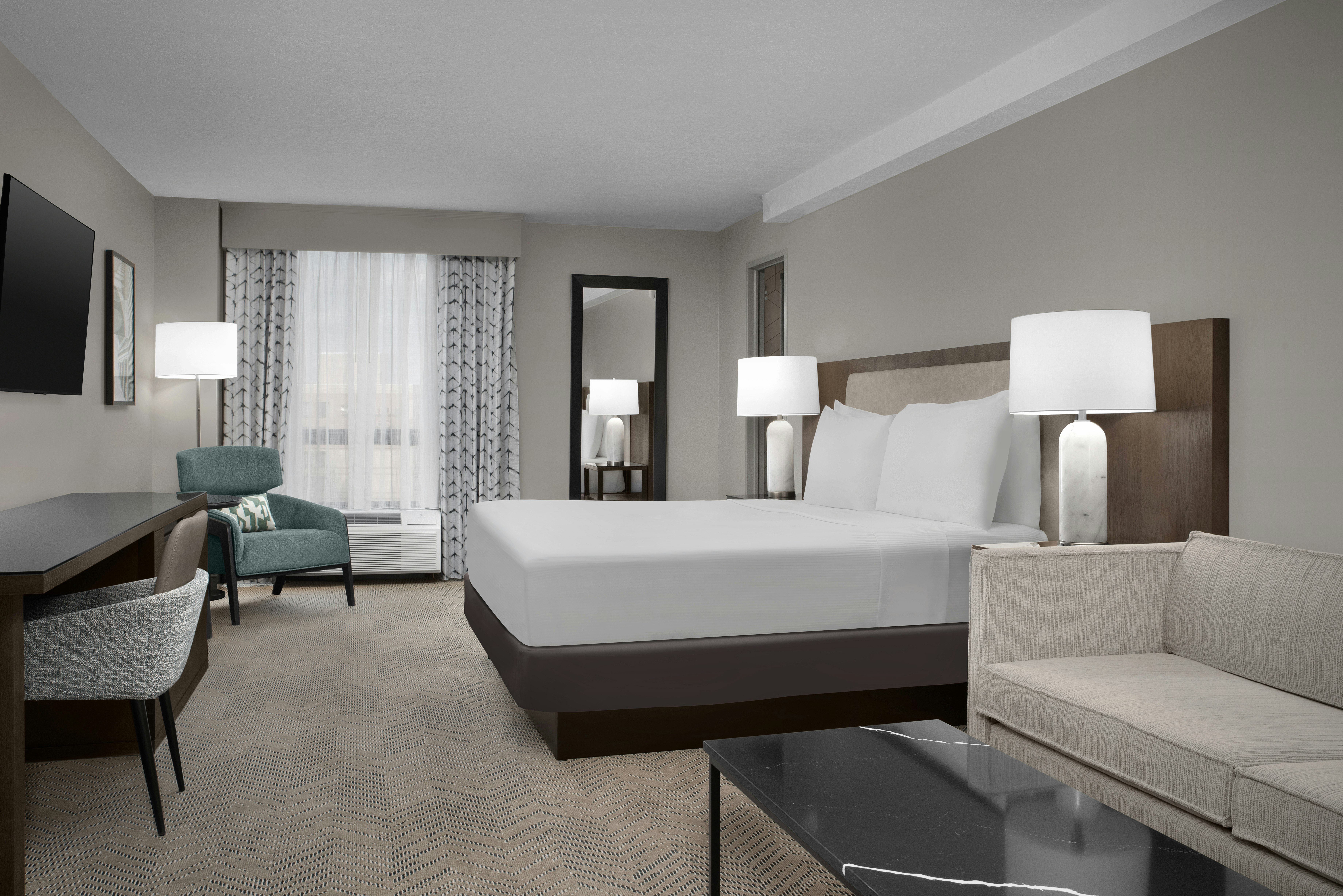 Junior Suite, King Bed