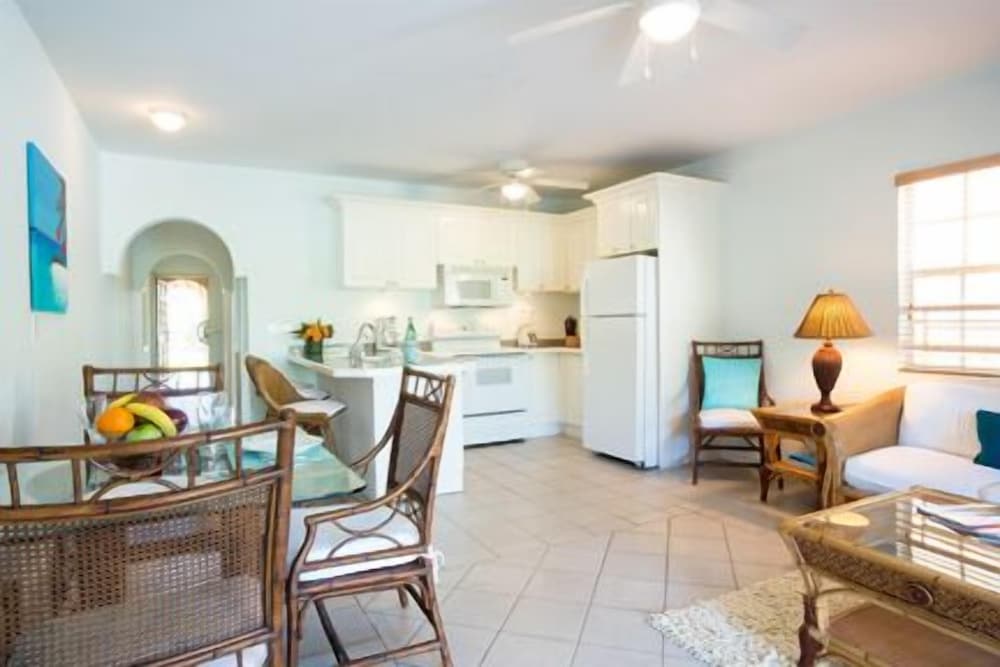 Inn At Grace Bay 12/33