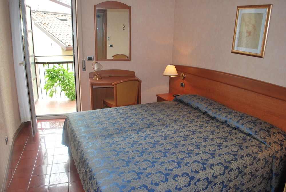 Hotel Siena 13/48
