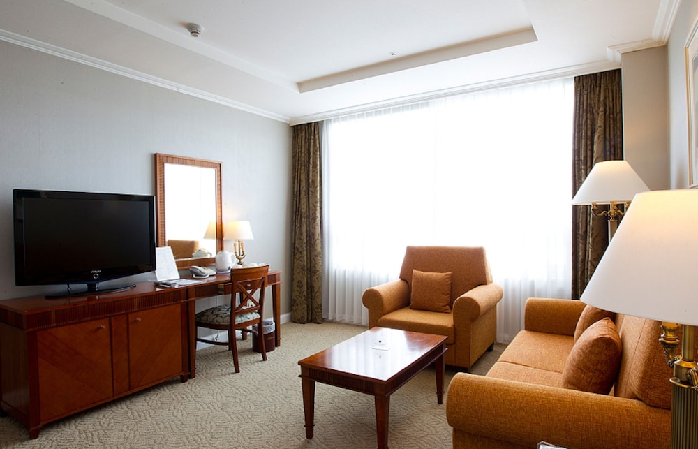High1 Hotel 37/55