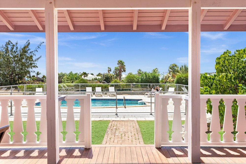 Esmeralda Resort 44/81