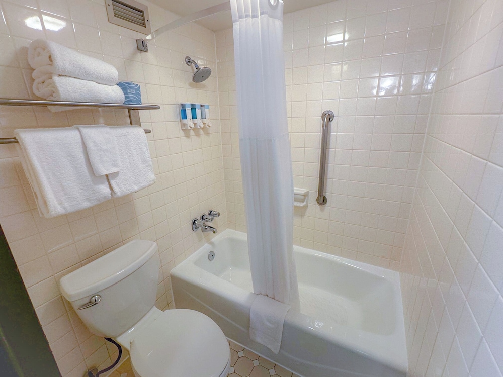 Wingate by Wyndham St. Louis/Fenton Route 66 13/16