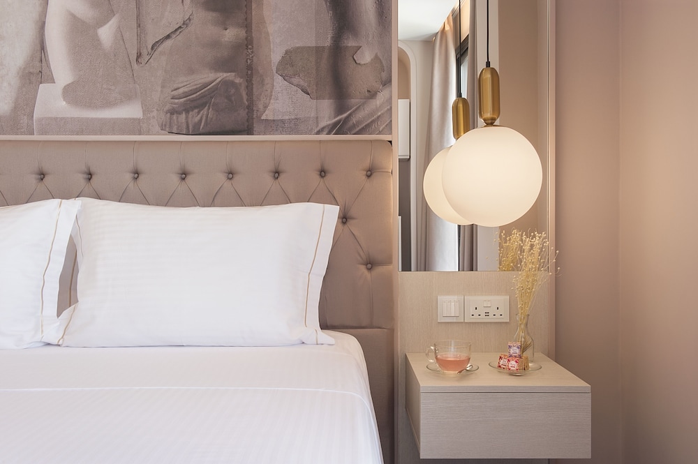 Gate Twenty Two Boutique Hotel 24/35