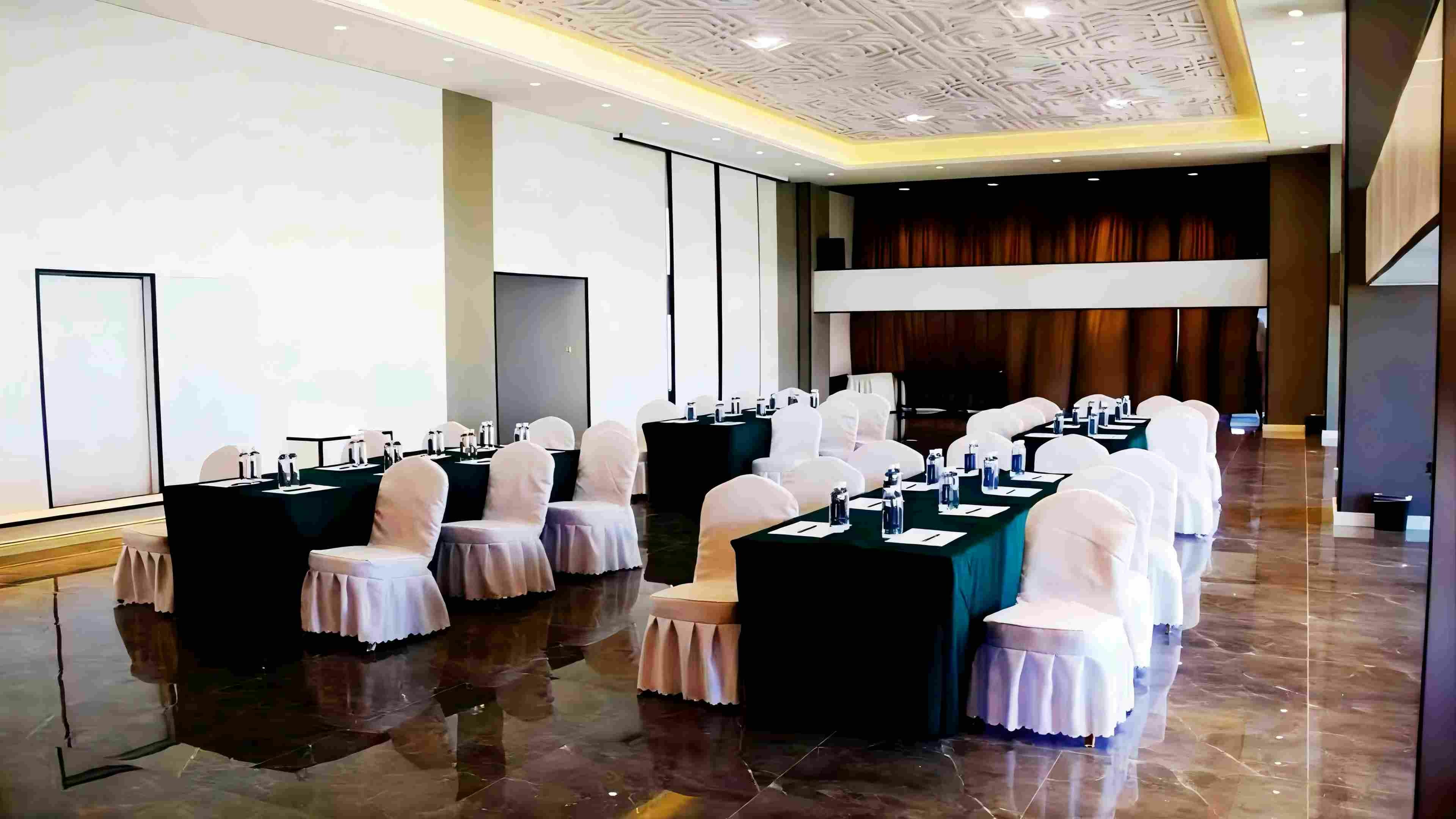 Holiday Inn Express KUNMING PANLONG 39/50