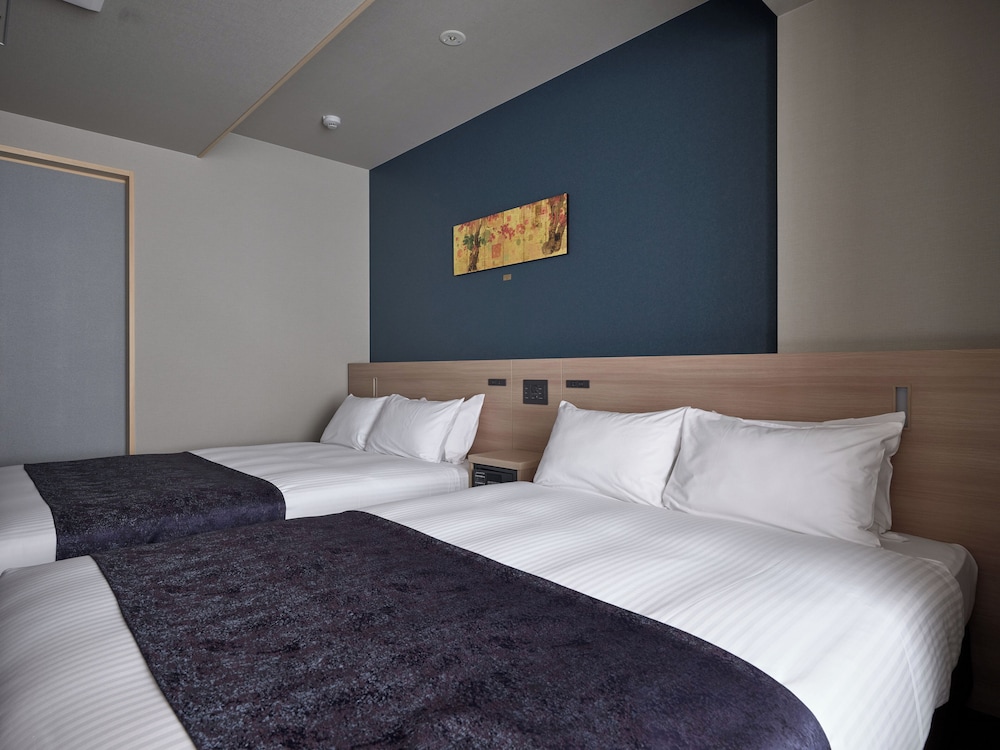 Premium Apart MONday KYOTO GOJO 27/63