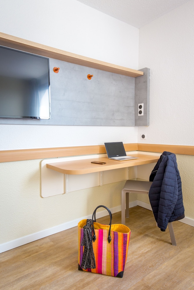 Ibis budget Frejus Saint Raphael Centre et Plage 53/64