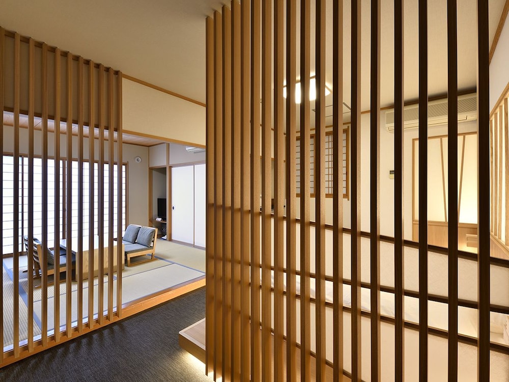 Matsunoyama Onsen Sake Hotel Tamakiya 50/50
