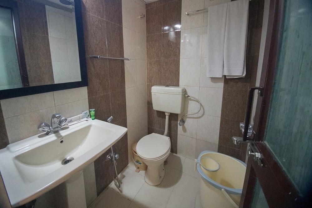 Anr Hotels 14/15