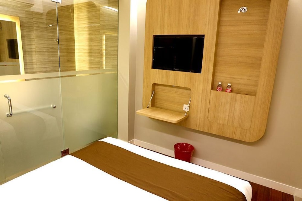 Grand Citihub Hotel at Panakkukang 11/15