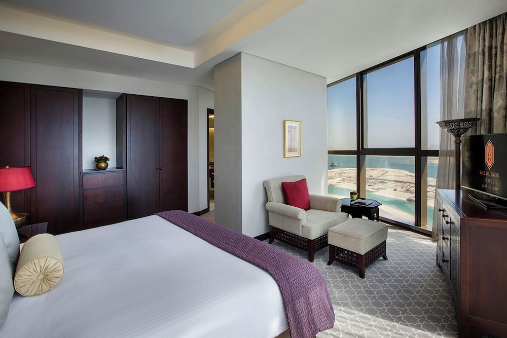 DELUXE, SUITE, KING BED, SEA VIEW