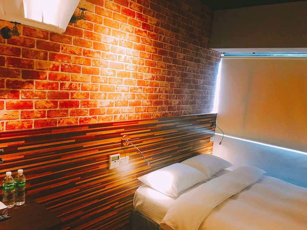 R10 Eco Hotel 37/50