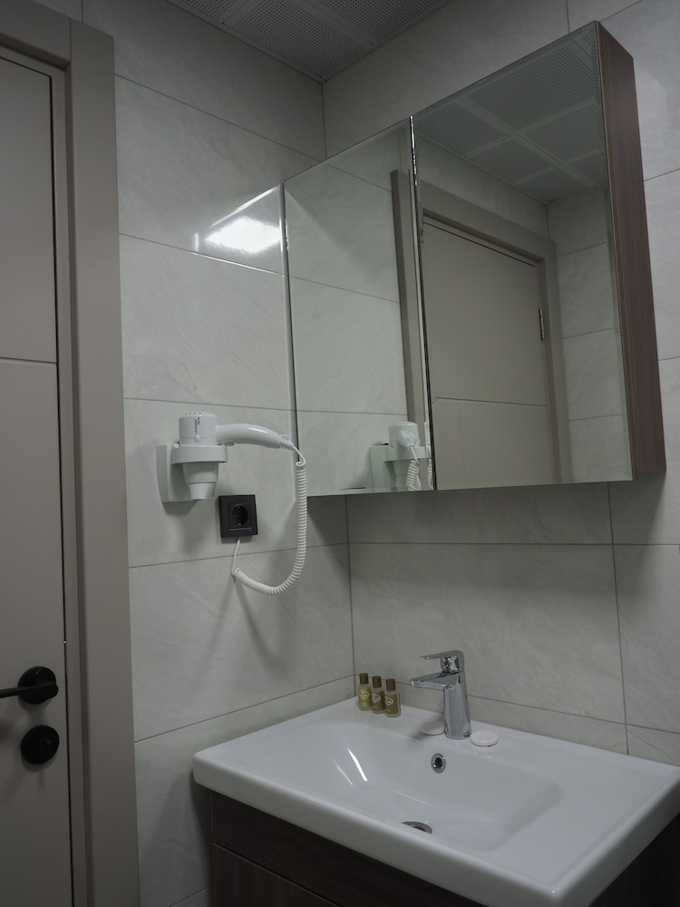 Zenia Otel 45/50