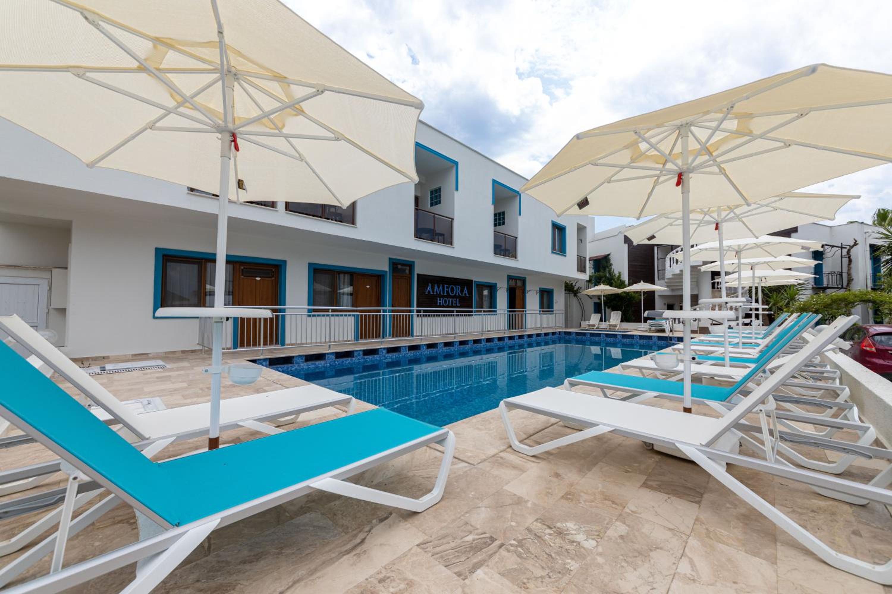 Amfora Otel 3/53