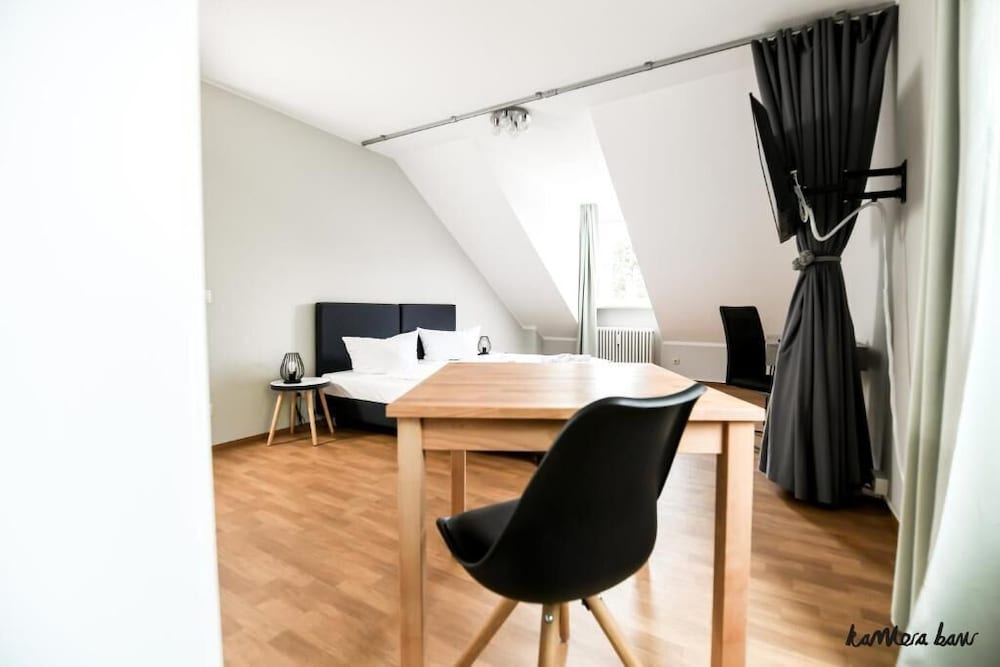 Hotel Blutenburg 36/50