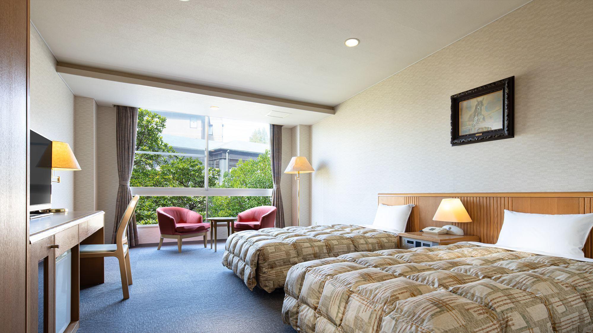 Standard, Twin Beds