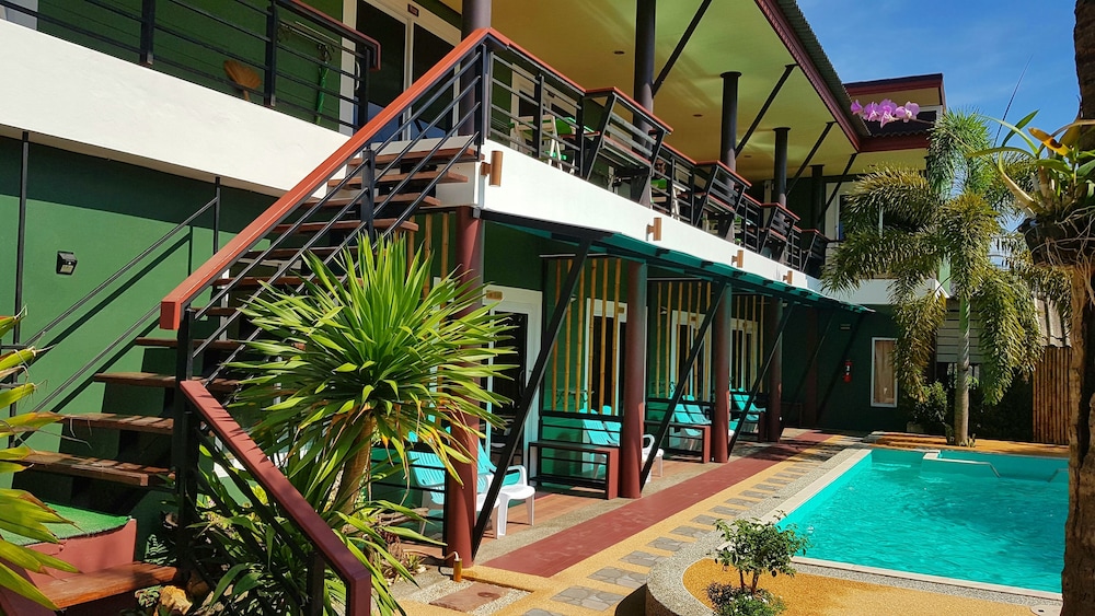 Riviera Boutique House 15/66