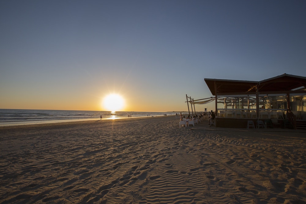 Hipotels Barrosa Park 64/71