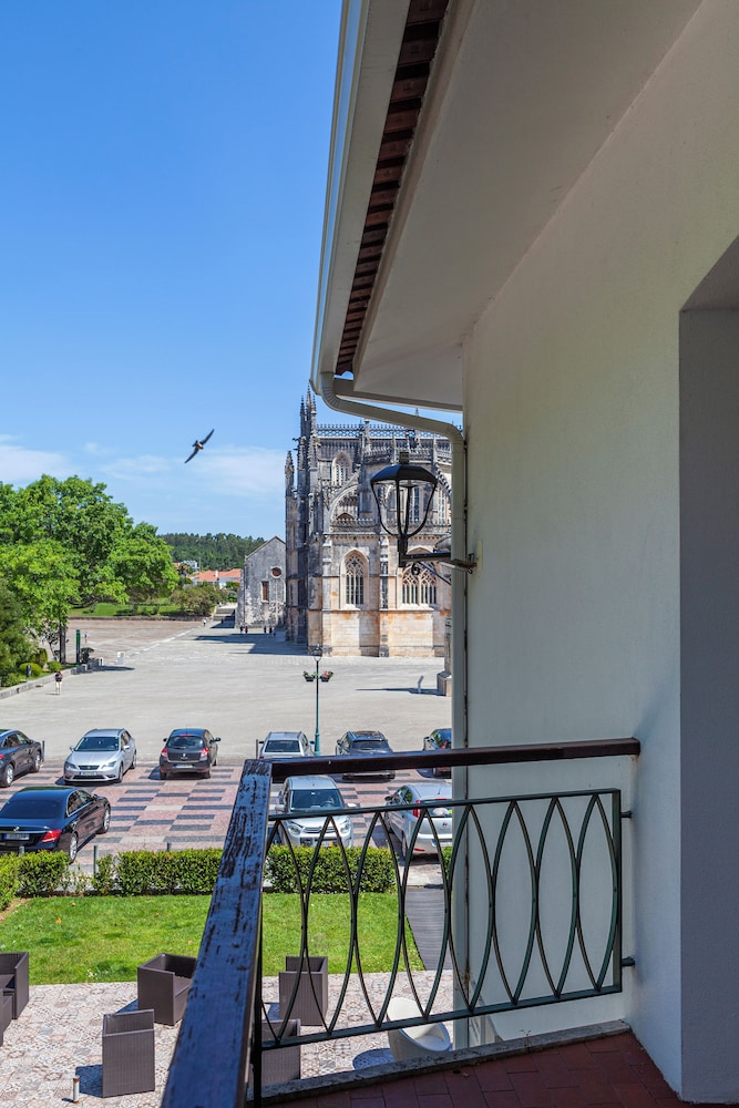 Hotel Lis Batalha 63/73