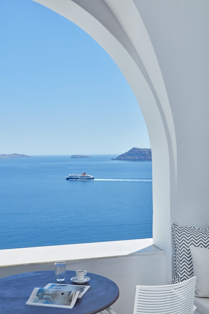 Villaki Oia 13/58