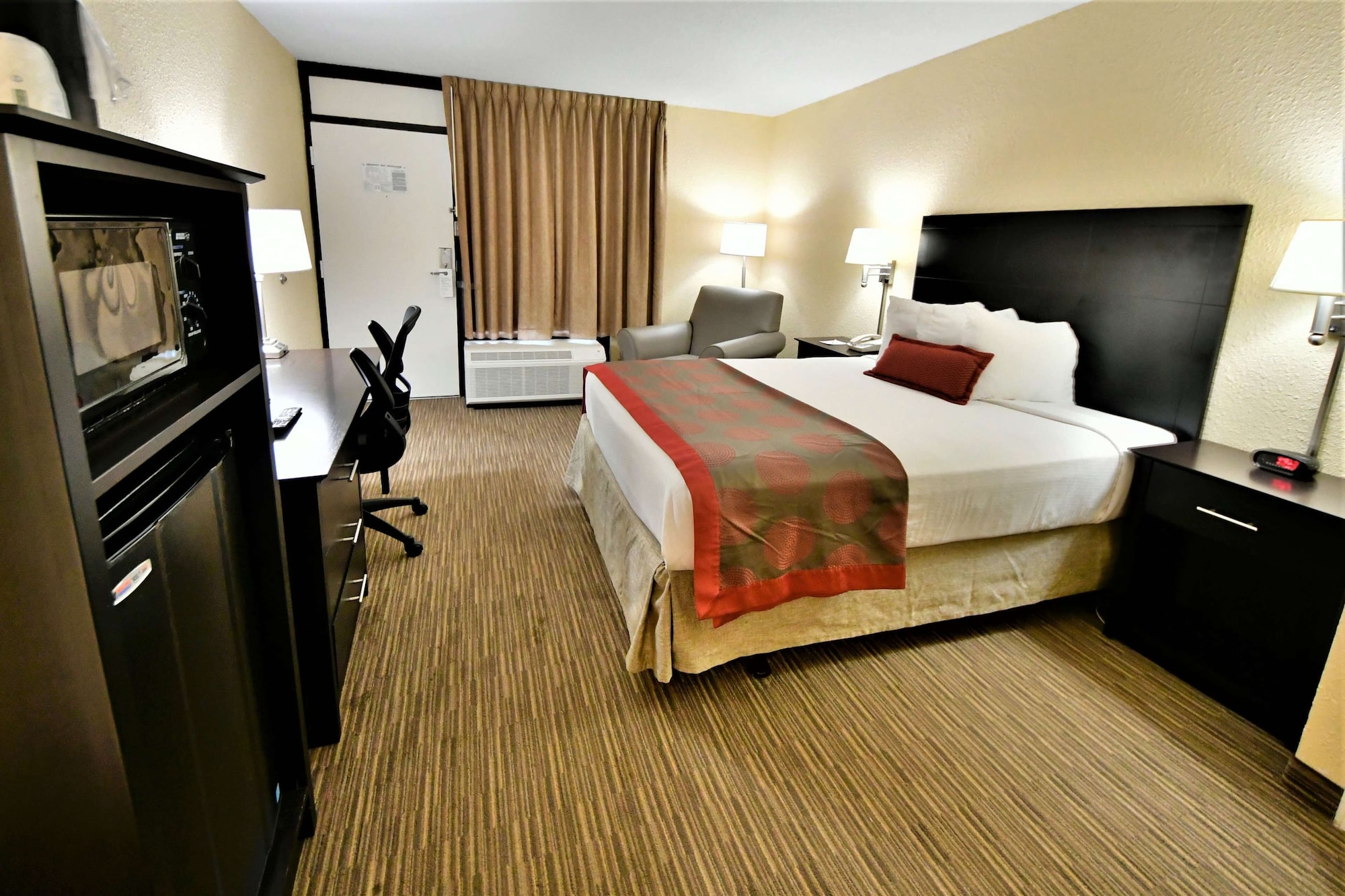Room, Queen Bed, Accessible