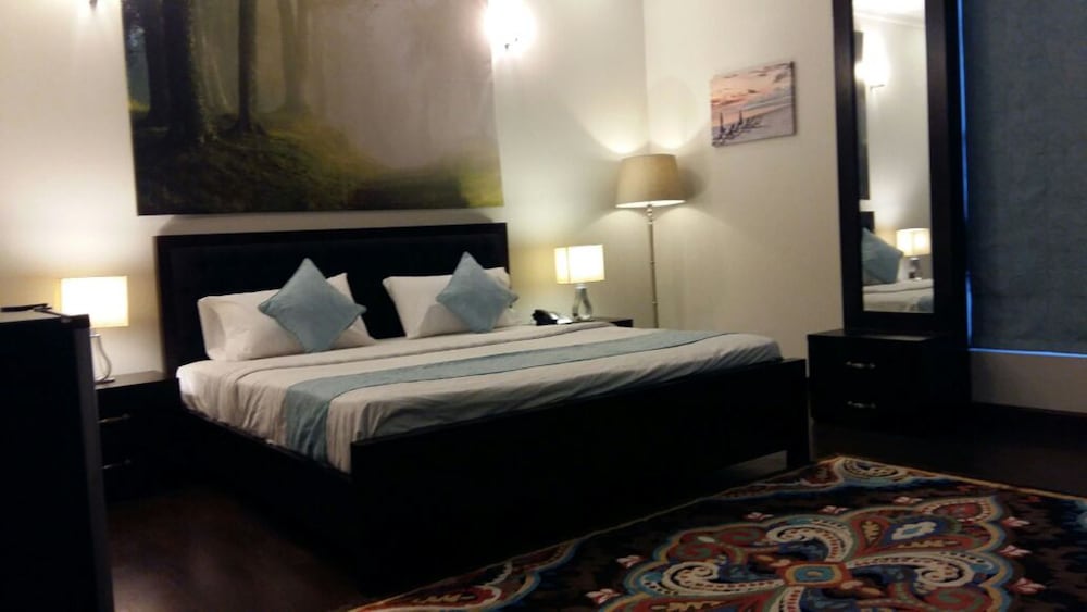 Le Grand Residence 7/22