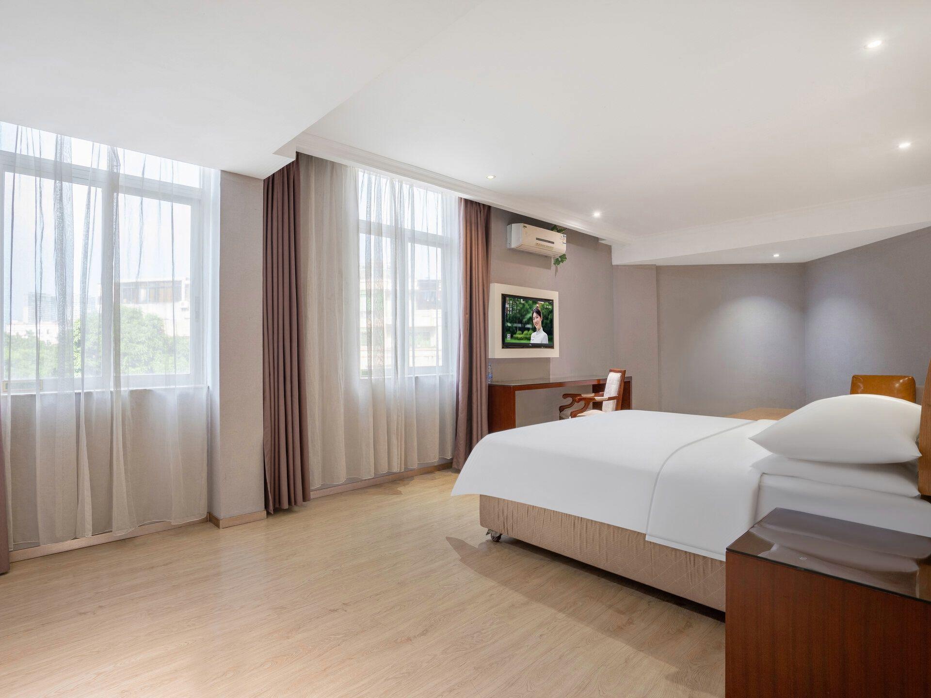 Vienna Hotel Guangzhou Panyu Changlong Shiqiao Metro Station 18/50