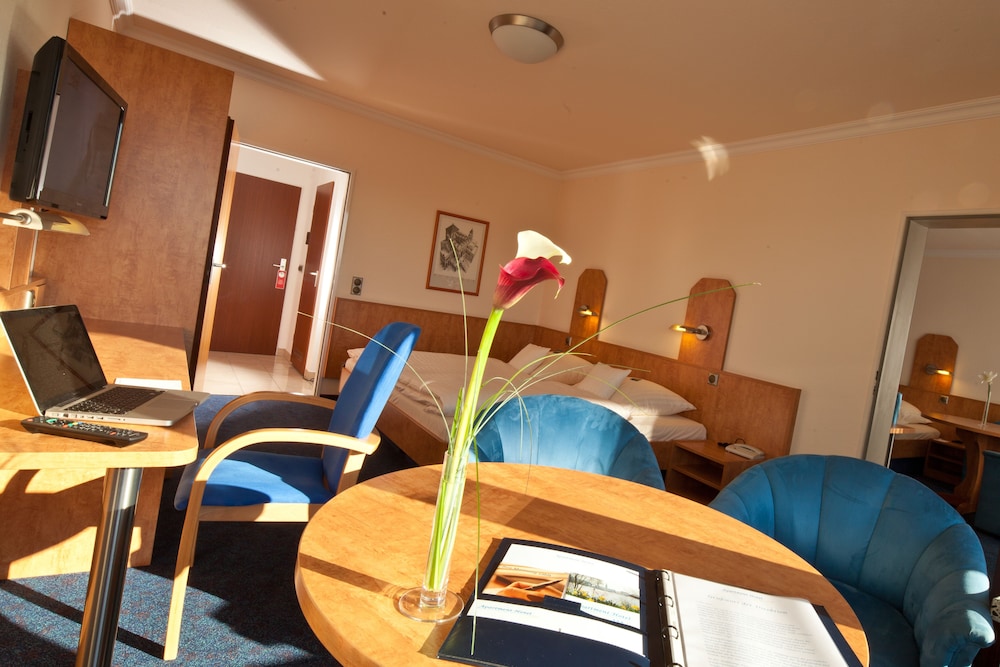 Room in B&B - Studio for 2 People in Hamburg Mitte, Cozy and Modern 50/57