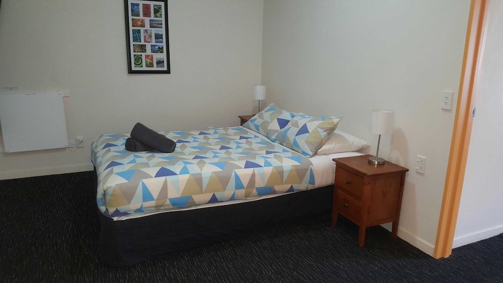 Haka House Queenstown 16/56