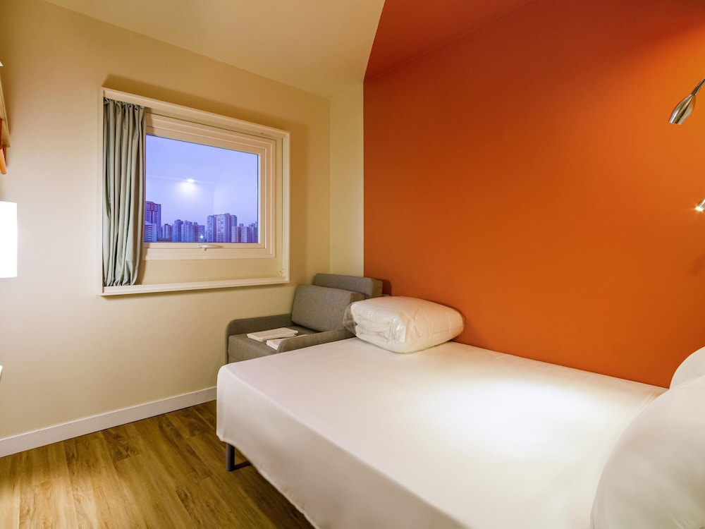 Ibis Budget Ribeirao Preto Vila do Golf 7/24