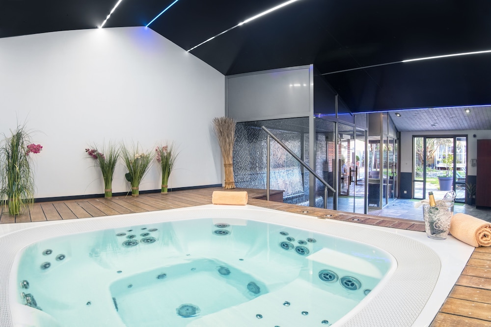 Elegance Suites Hotel - Ile De Re 24/50