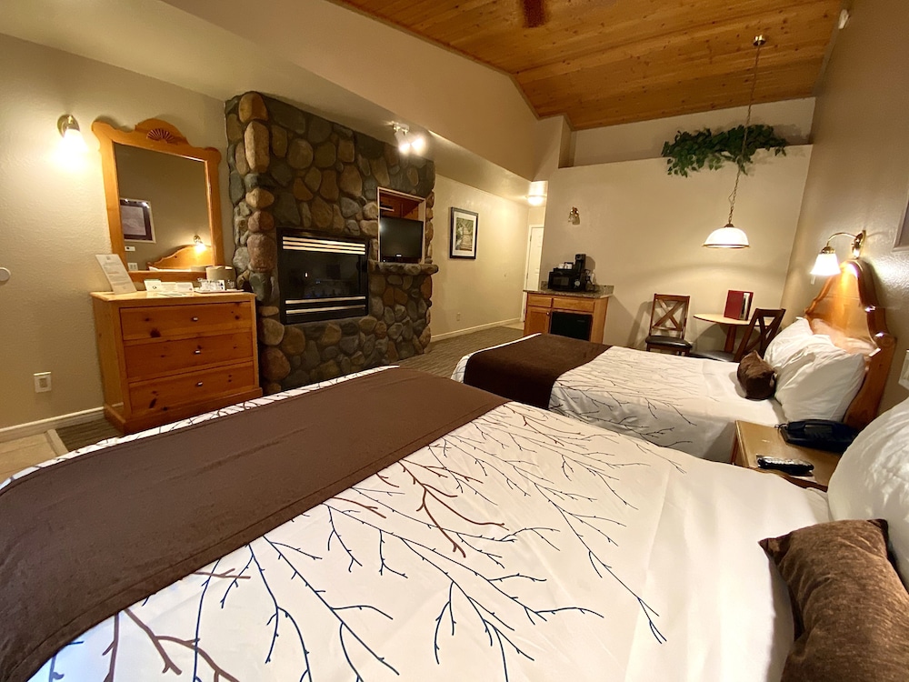 Majestic Mountain Inn 11/68