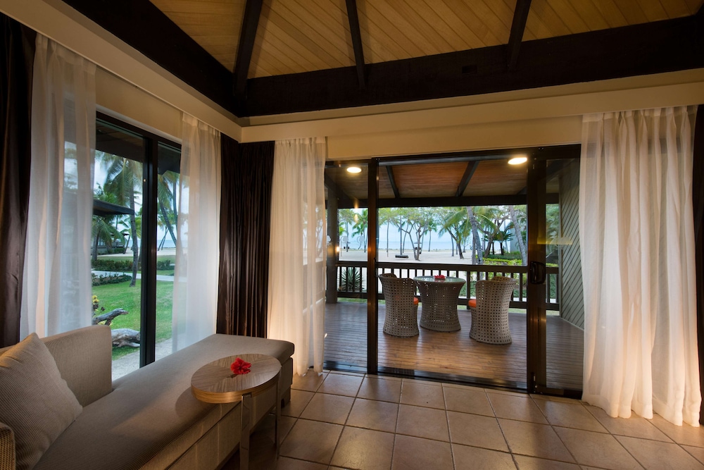 DoubleTree Resort by Hilton Hotel Fiji - Sonaisali Island 28/63