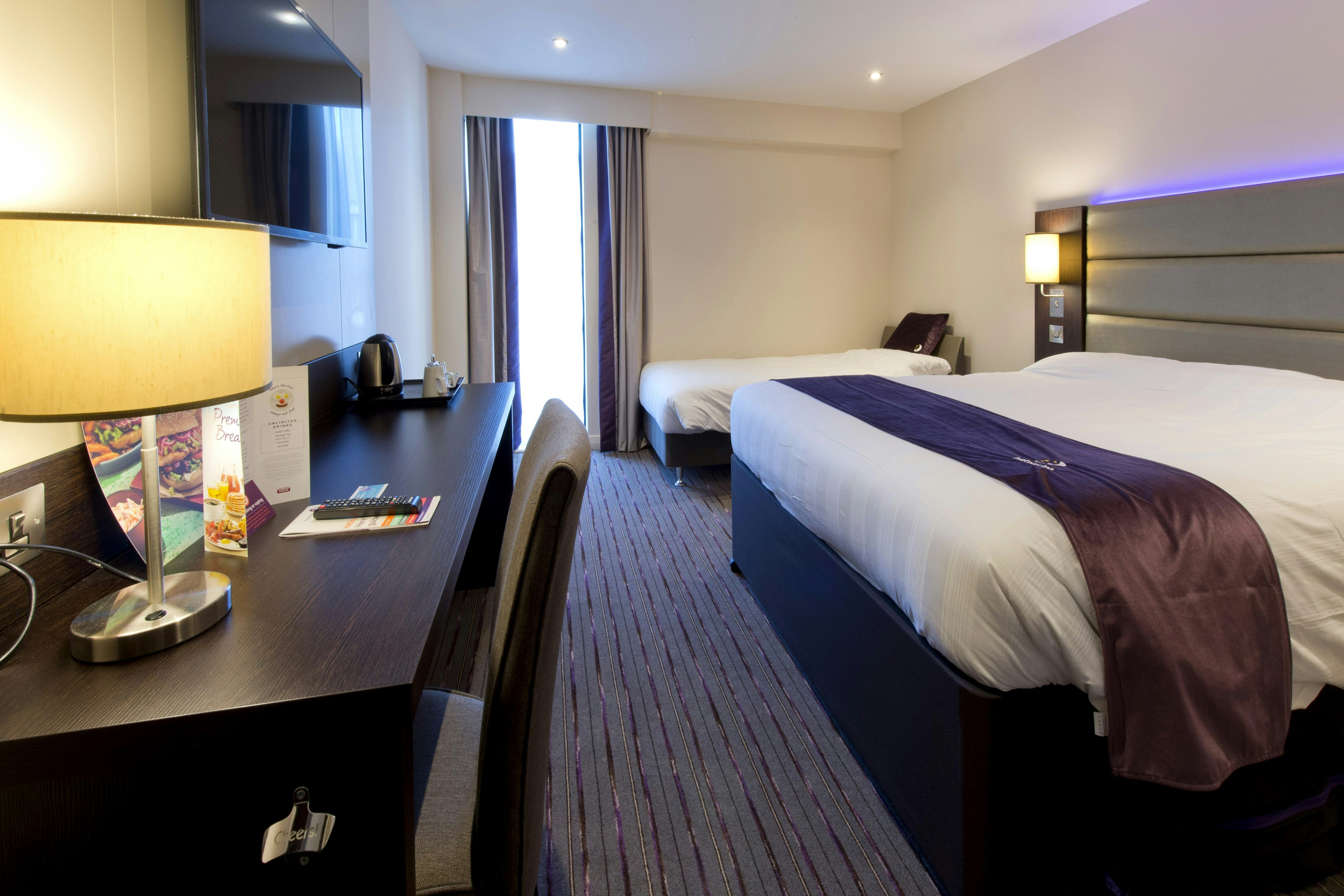 Premier Inn Liverpool City Centre (Lime Street) Hotel 19/37