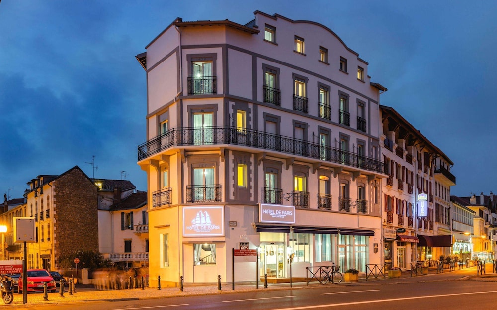 Brit Hotel de Paris 3/33