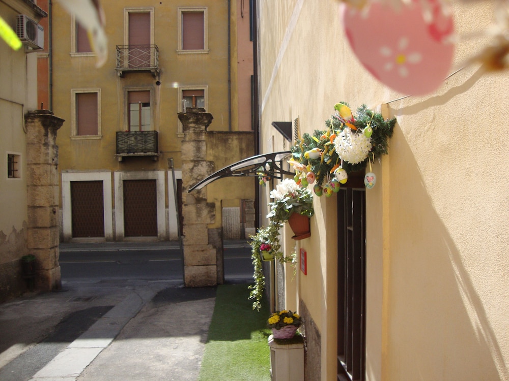 Giardino Giusti House and Court 6/50