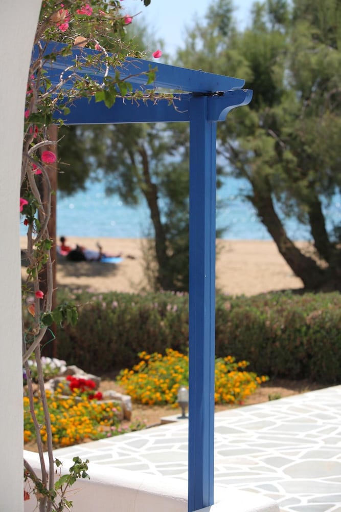 Paros Inn Hotel 38/50