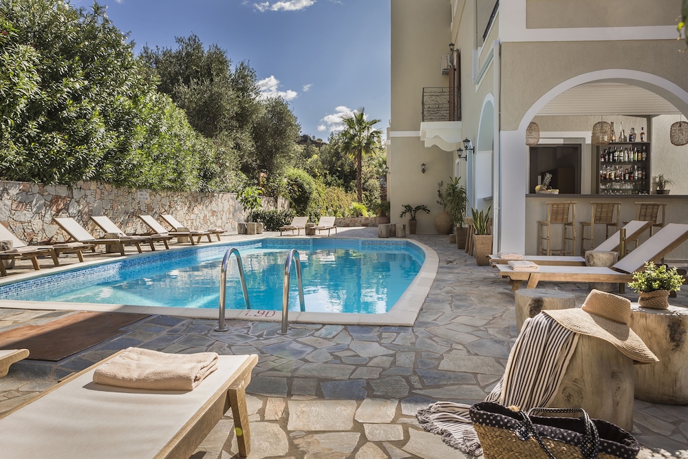 La Signora Hotel 24/50