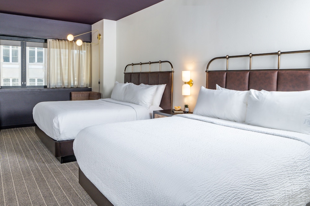 ROOM, 2 QUEEN BEDS, ACCESSIBLE