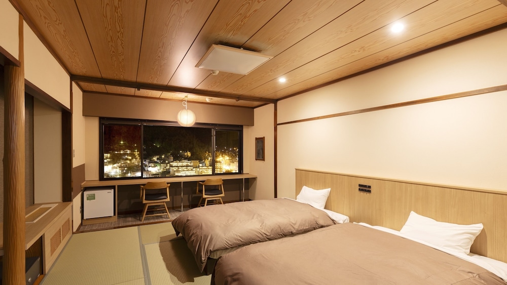Ooedo Onsen Monogatari Premium Gero Honkan 18/65