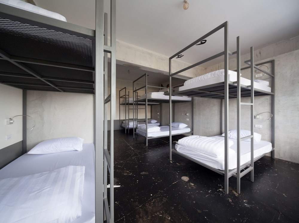 Thunder Bird Hostel 13/30