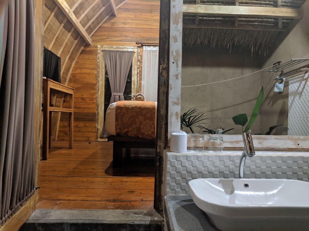 Paradesa Villa 33/36