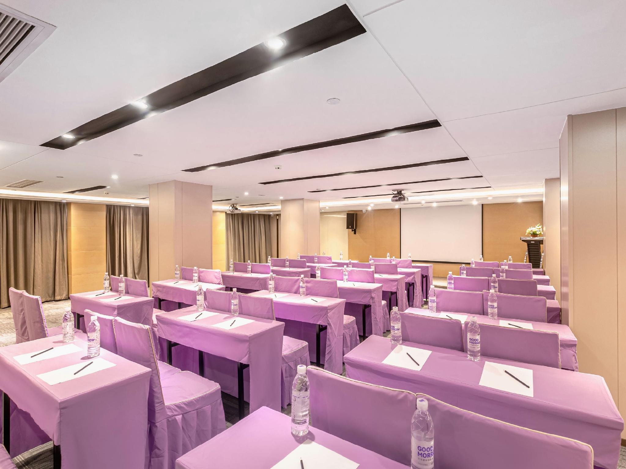 Lavande Hotel (Haikou Hainan University Qilou Old Street Branch) 32/36