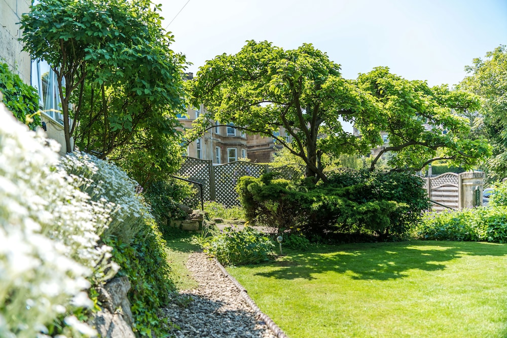 Oldfields House 40/50