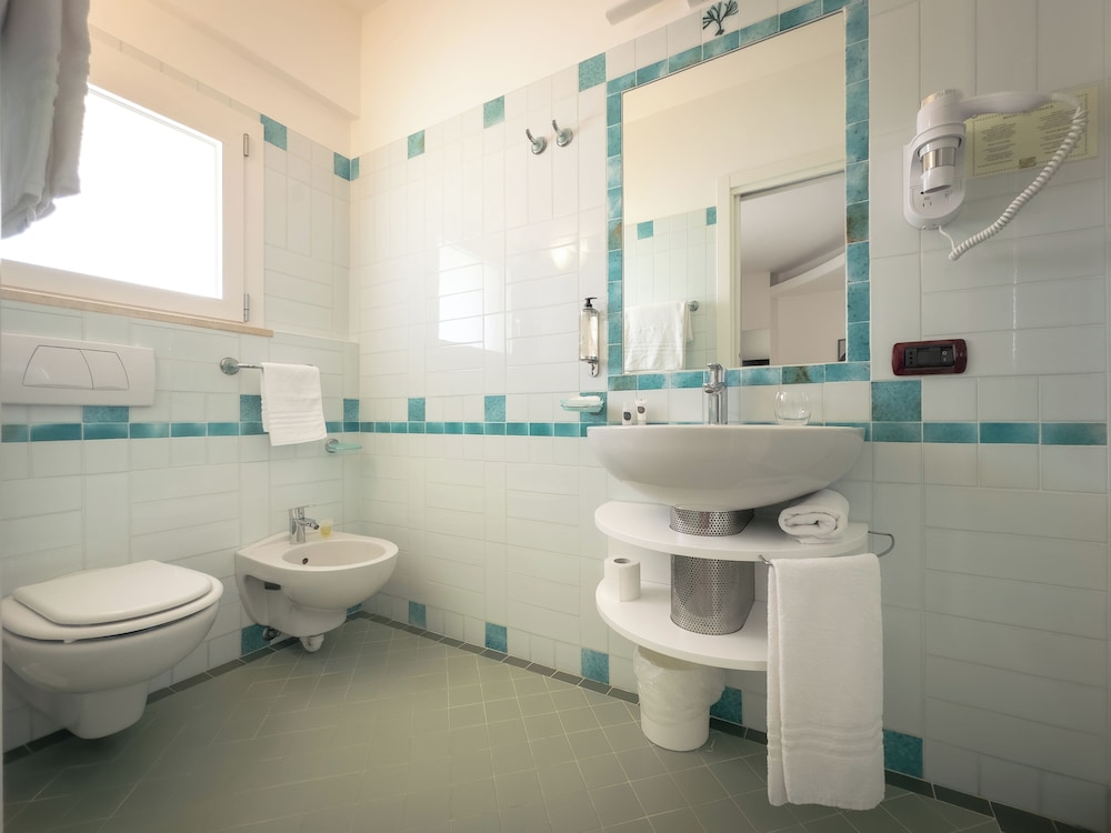 Best Western Hotel Carlo Felice 55/56