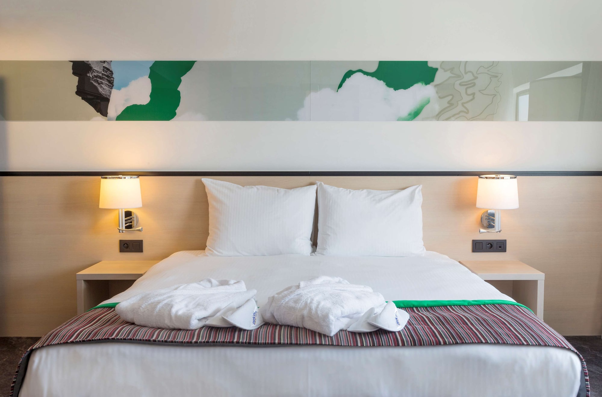 Superior, King Bed
