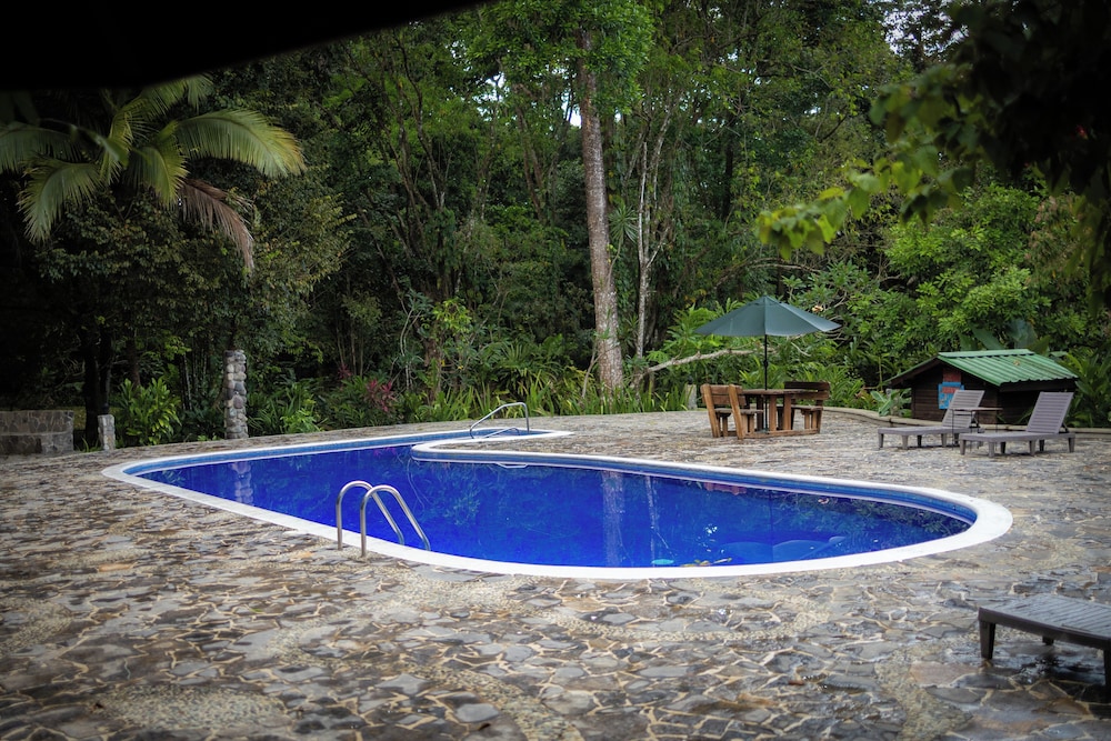THE LODGE AT PICO BONITO 48/76