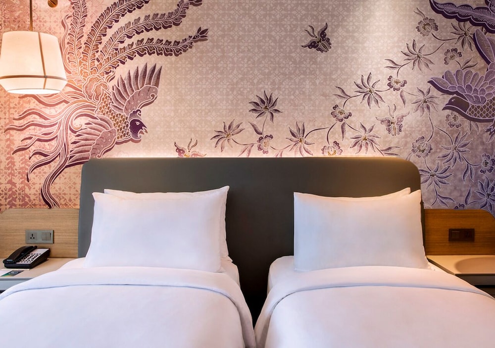 Mercure Jakarta Gatot Subroto 33/78
