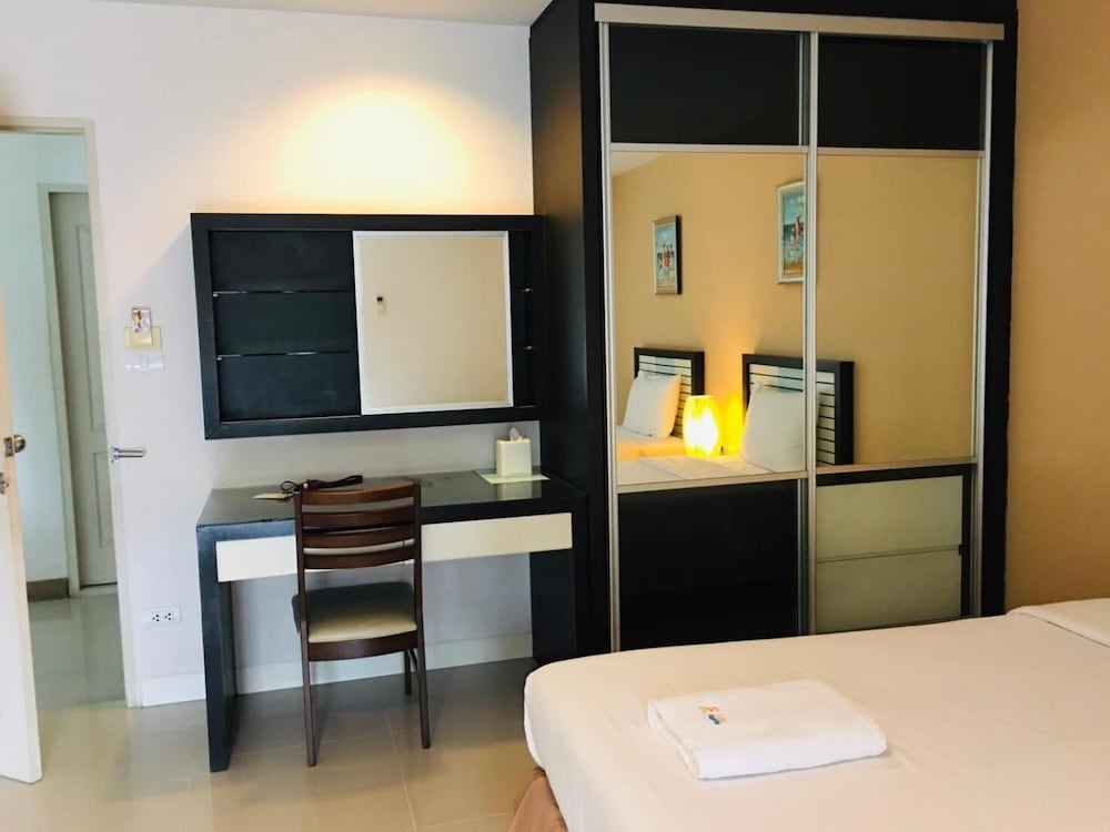 Similan Mansion 30/33
